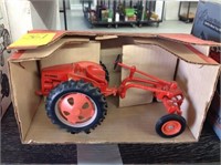 1/16 SCALE 1948 ALLIS CHALMERS "G" TRACTOR
