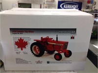 IH 826 1/16 Scale 31st Ontario Toy Show August