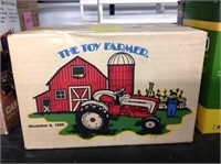 Ertl The Toy Farmer November 8, 1986 NIB ( Box