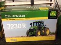 Ertl 1/32 Scale 2011 Farm Show John Deere 7230R