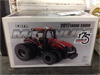 Ertl 1/32 Scale Case IH Magnum Tractor 2017 Farm
