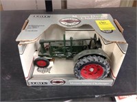 ERTL Vintage Agricultural Tractors - Massy Harris