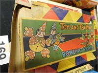 Toyland Ten Pins Bowling Game - Gold Medal table
