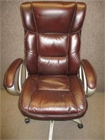 EXECUTIVE OVER SIZED BROYHILL ROLLING OFFICE CHAIR