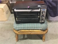 Black and Decker toaster oven and padded foot