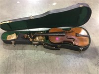 Vintage violin in case for restoration Local