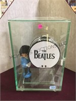 Beatles display in plexi case incl. Beatles metal