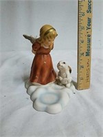 Collectible Goebel angel statue Wing has been