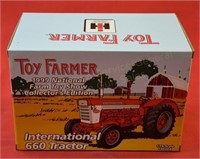 International 660 Tractor