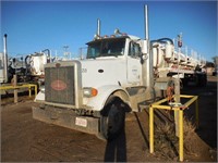 (unit 213) 2001 Peterbilt day cab twin screw