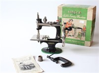 Vintage Singer child's sewing machine,