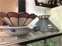 2 LEAD LIGHT GLASS SHADES AND A POTTERY