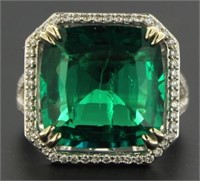 14kt Gold 10.29 ct Emerald & Diamond Ring