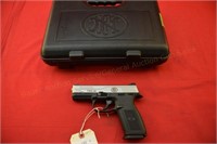 FNH FNS-40 .40 S&W Pistol