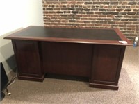 Sauder® Heritage Hill Double-Pedestal Desk