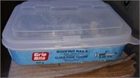 Box of 20 packages of 2" common nails