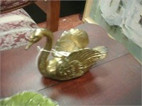 Bronze Swan decor