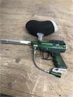 Spyder paintball gun