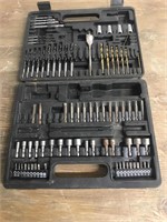 Screwdriver and drilling kit