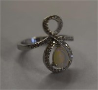 Sterling Silver Ring w/ Opal & White Stones Sz 6