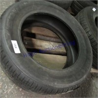 Kumho 205/60/16XL tire