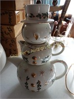 Snowman teapot, cup, creamer & sugar set