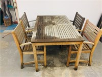 outdoor slat table w/ 4 arm chairs