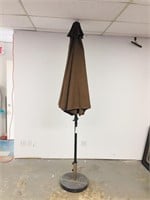 large umbrella with base