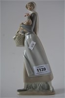 Lladro figurine, 'Girl With Cockerel', model no.