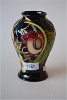 Moorcroft pottery vase, 'Queen's Choice',