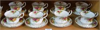 Set of 8 Royal Albert 'Old Country Roses',