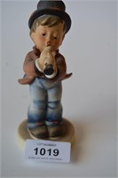 Hummel figurine by Goebel, 'Serenade',