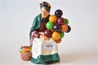 Royal Doulton figurine 'The Old Balloon Seller',