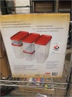 Food containers