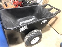 Extra large Rubbermaid lawn cart