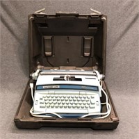 Smith Corona "Coronet Super 12" Typewriter w/Case