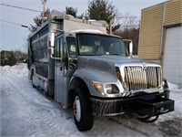 2006 INTERNATIONAL 7400 S/A TRASH TRUCK, 1HTWCAAN7