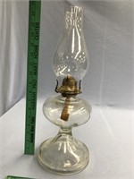 1 Antique kerosene lamp        (l 155)