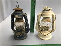2 Barn lamps kerosene        (l 155)