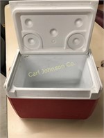 COLEMAN SMALL ICE CHEST