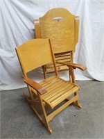 2 fauteuils berçants et pliants en bois Clément