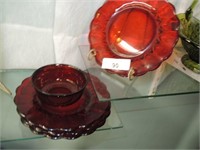 LOT OF EMBERINA AND RUBY GLASS ITEMS