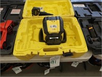 LEICA GEOSYSTEMS RUGBY 670