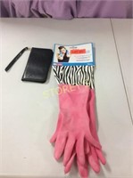 2 pc - Fashion Rubber Gloves & Phone Case