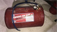 Portable air tank holds 125 pounds of pressure,