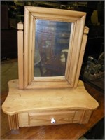 Table top make up mirror w/drawer