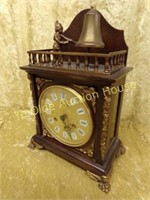 Phenomenal Eurobell Oak Cased Mantle Clock