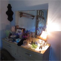 Dresser & contents, lamp, mirror