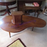 Kidney shape table- wood box w/lid