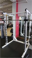 Paramount Smith Machine(plates not included)
